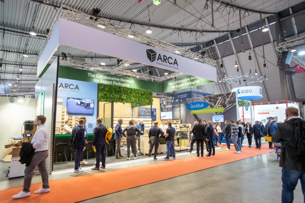 Gesamtansicht des ARCA-Messestands auf der LogiMAT 2026